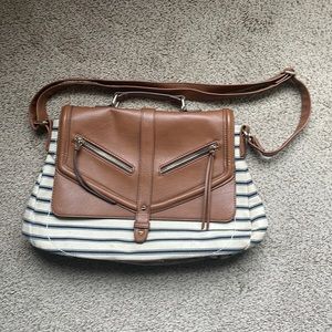 White and navy with brown leather purse